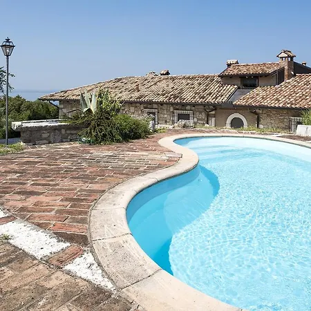 Farm House Castelmontioni * Lazise